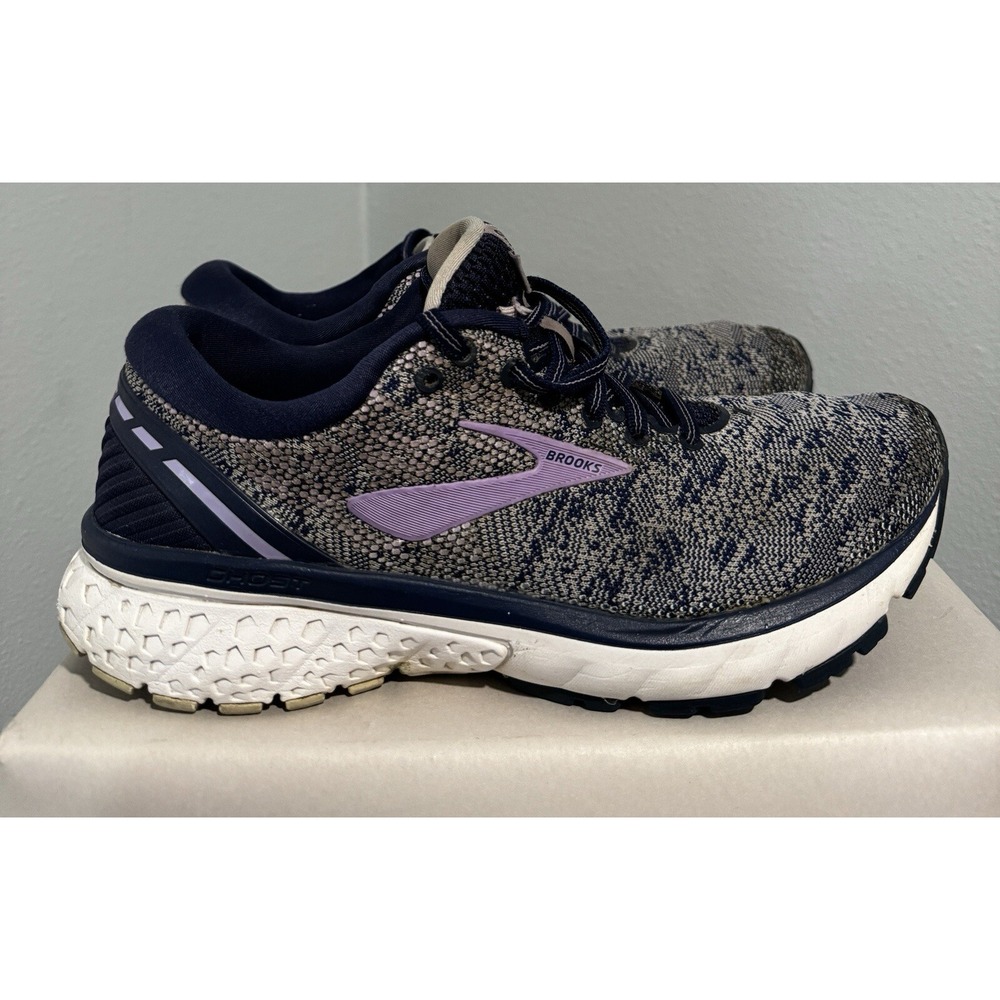 Brooks Ghost 11 1202771B406 Purple Blue Running Shoes Sneakers Womens Size 8.5 B